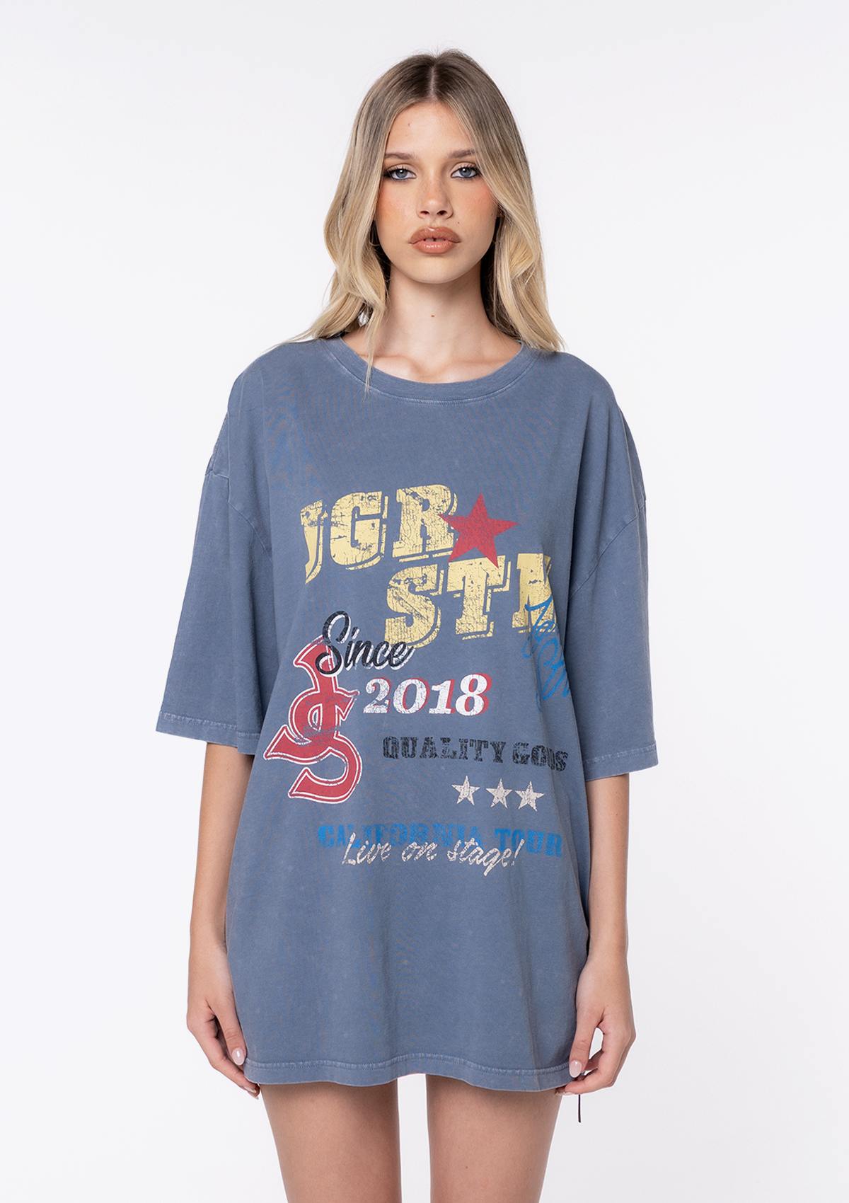 ON TOUR OVERSIZED T-SHIRT