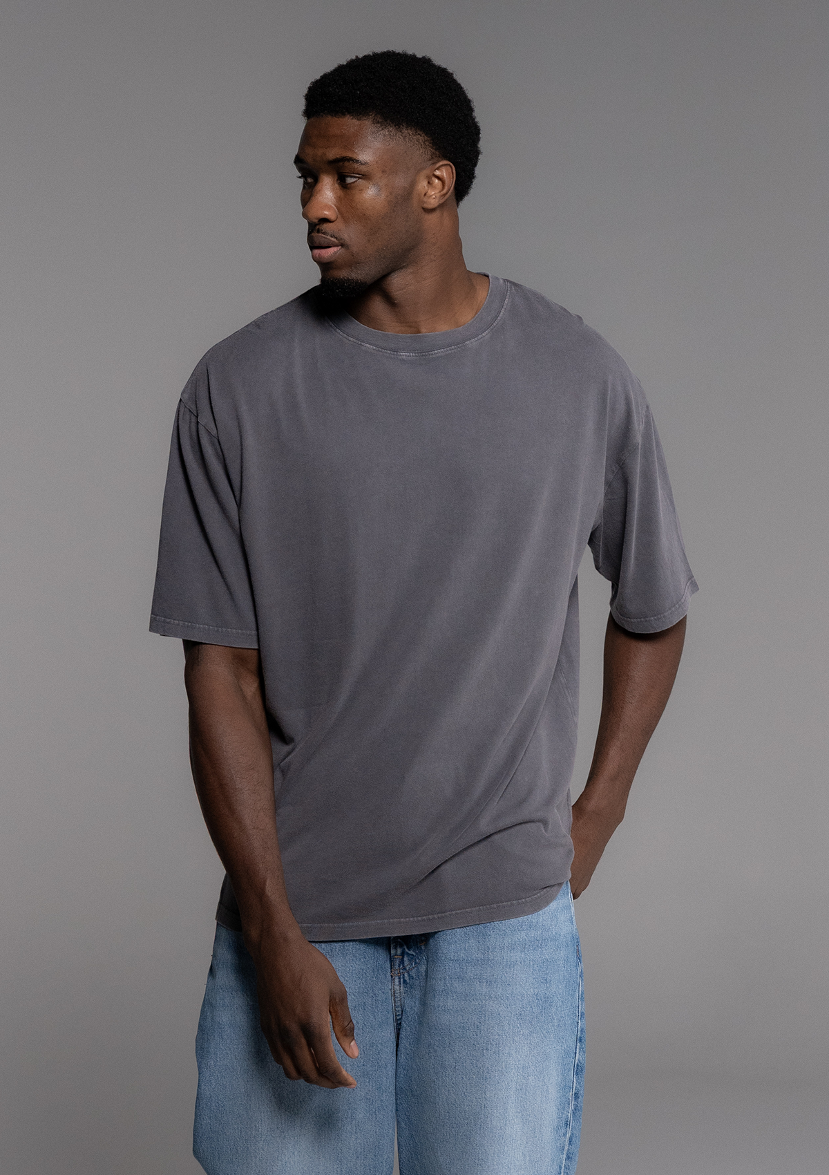 VINTAGE T-SHIRT