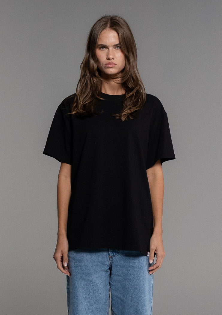 CORE T-SHIRT