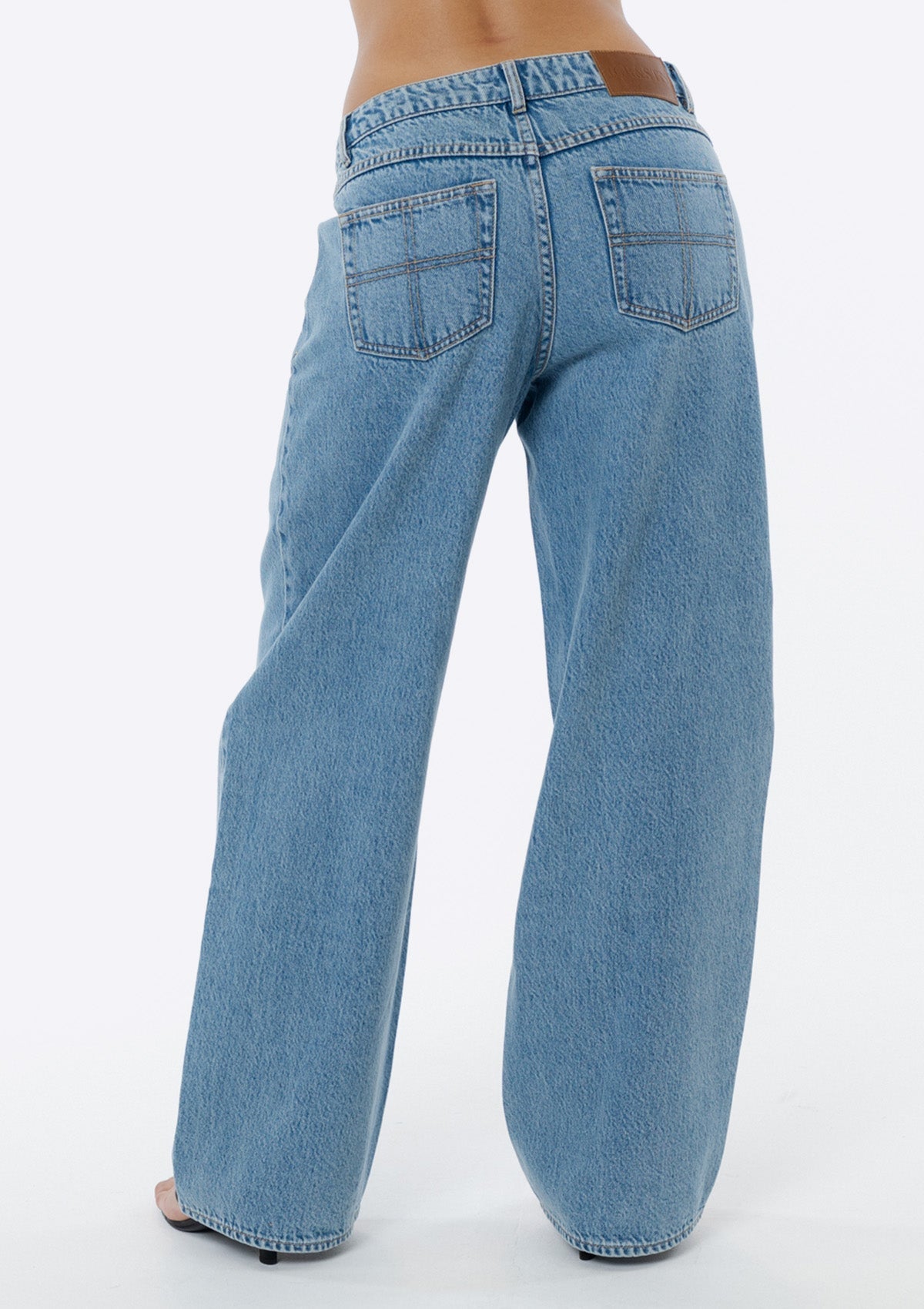 Vintage Mid Rise Baggy Jean